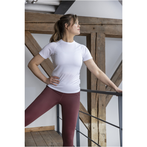 Niagara short sleeve women's cool fit t-shirt - White / 2XL