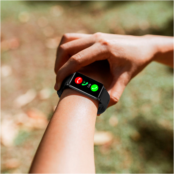 Prixton AT806 multisport smartband with GPS