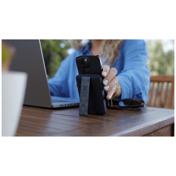 Xtorm FS5W101 10.000 mAh magnetic wireless power bank