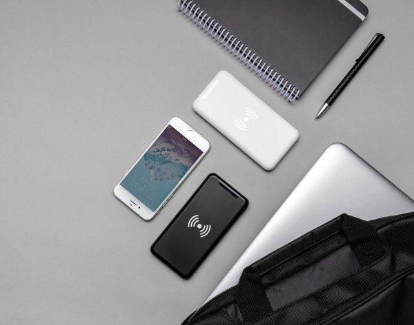 Ultra Thin 4.000 mAh Wireless 5W Charging Powerbank