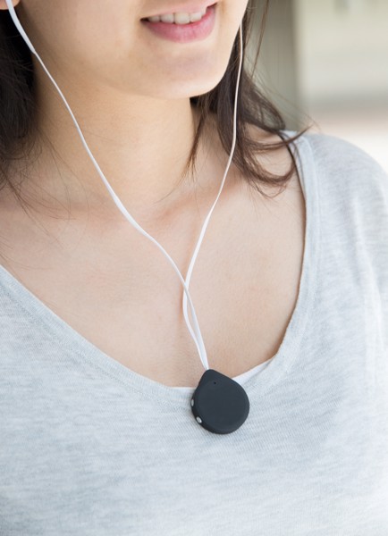 Bezdrátová sluchátka do uší se sponou