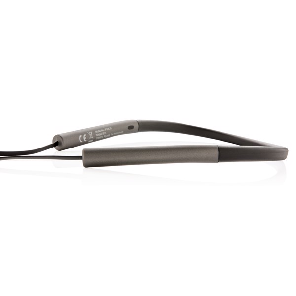 Swiss Peak bass earbuds