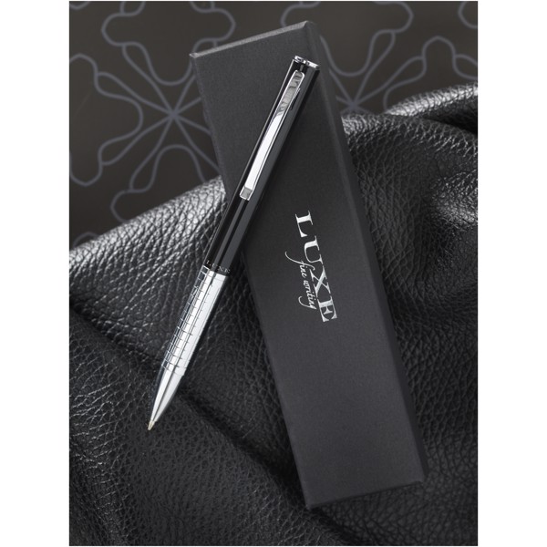 Tremolo ballpoint pen