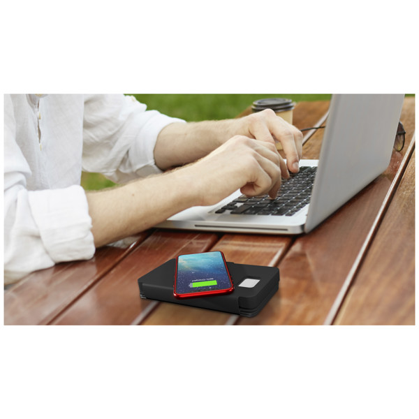 SCX.design P31 8000 mAh solar wireless charging power bank