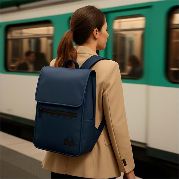 SCX.design L16 MagPack recycled laptop backpack