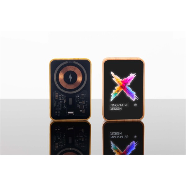 SCX.design P26 15W 5000 mAh wooden MagSafe power bank