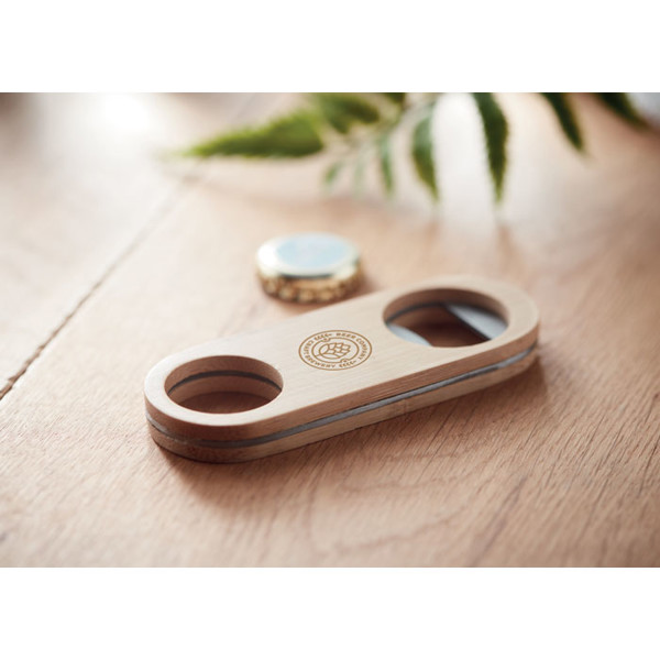 Oval Bamboo bottle opener Valbamper