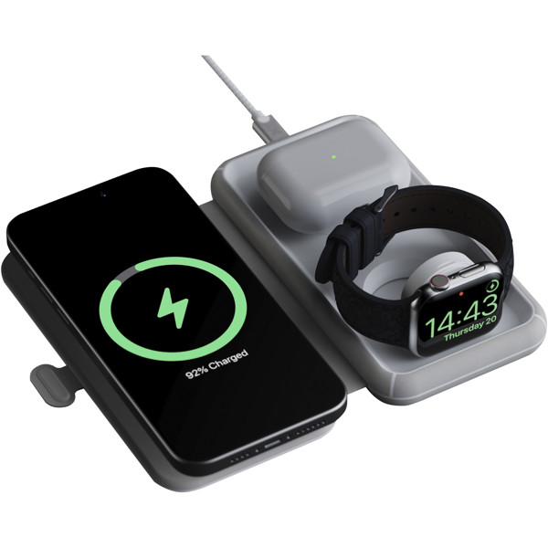 Xtorm XWF31 15W foldable 3-in-1 wireless travel charger