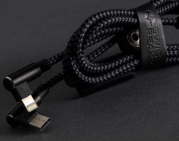 Swiss Peak Luxury 3-in-1 Cable