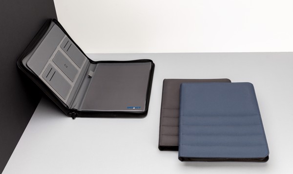Impact AWARE™ RPET A4 portfolio with zipper - Black