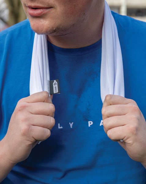RPET sport towel in pouch - White