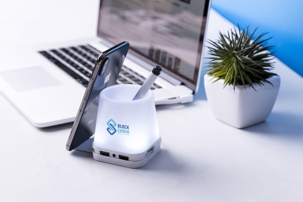 USB Hub Pencil Holder Belind