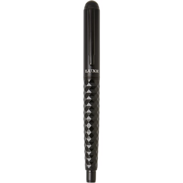 Tactical Dark fountain pen
