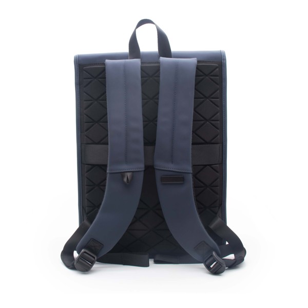 SCX.design L16 MagPack recycled laptop backpack