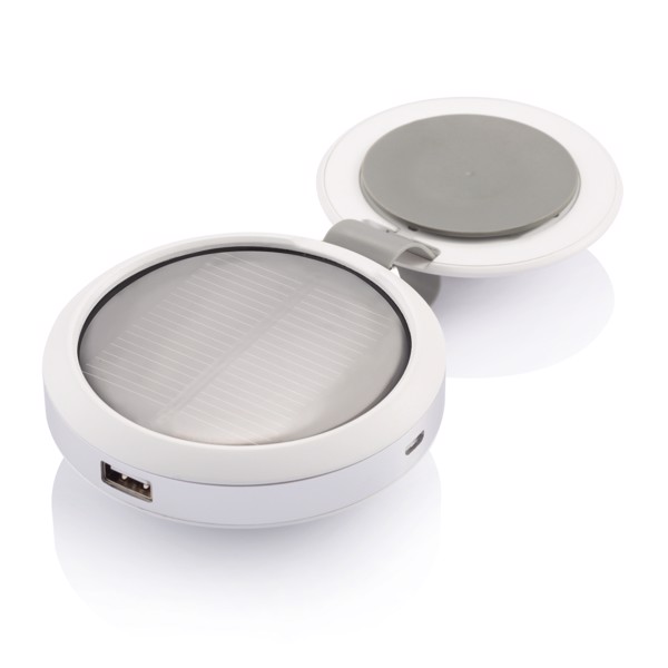 Notos 2.200 mAh solar charger