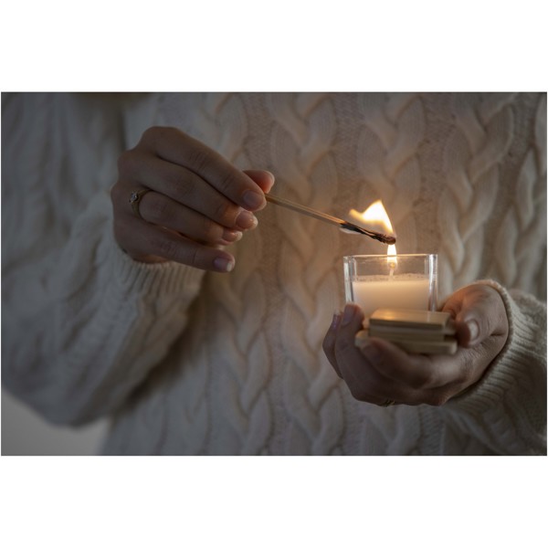 Ambra square glass candle with bamboo lid - Red