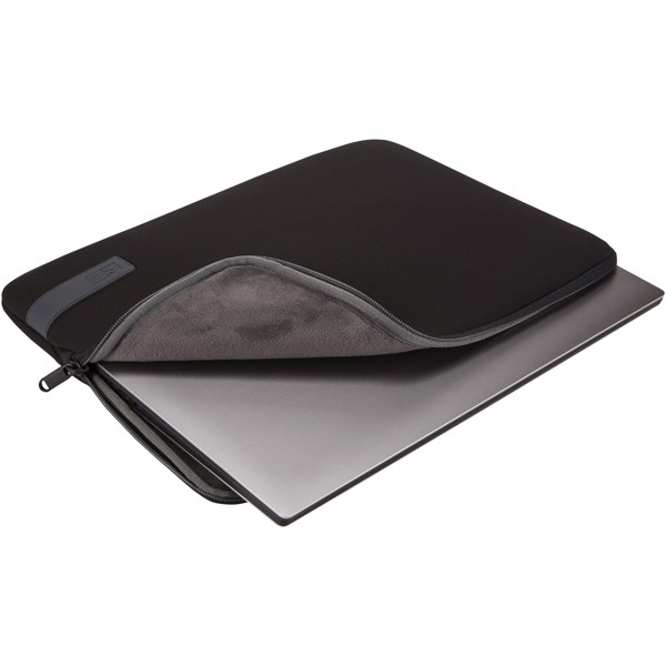 Case Logic Reflect 15.6" laptop sleeve - Solid black