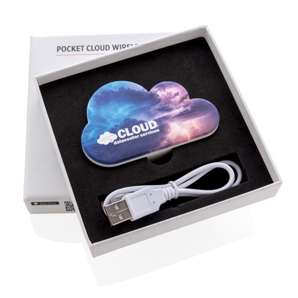 Pocket cloud wireless storage