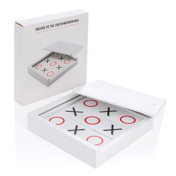 Deluxe Tic-Tac-Toe game