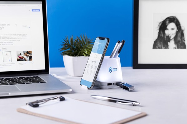 USB Hub Pencil Holder Belind