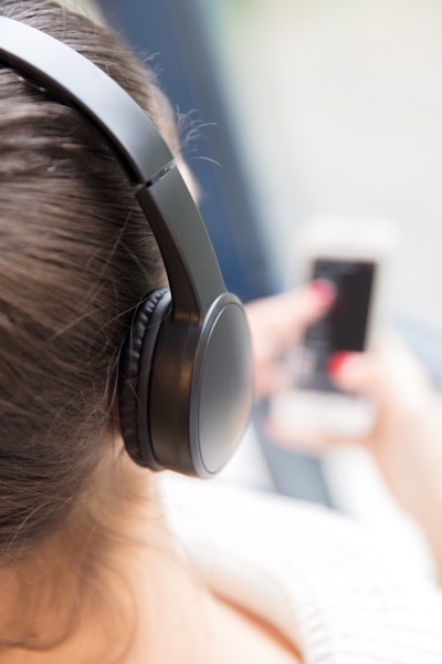 Fusion wireless headphone