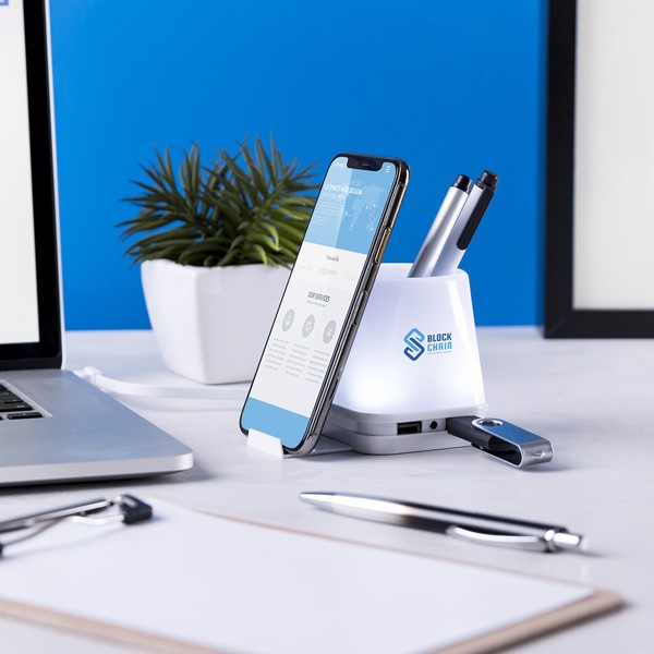 USB Hub Pencil Holder Belind