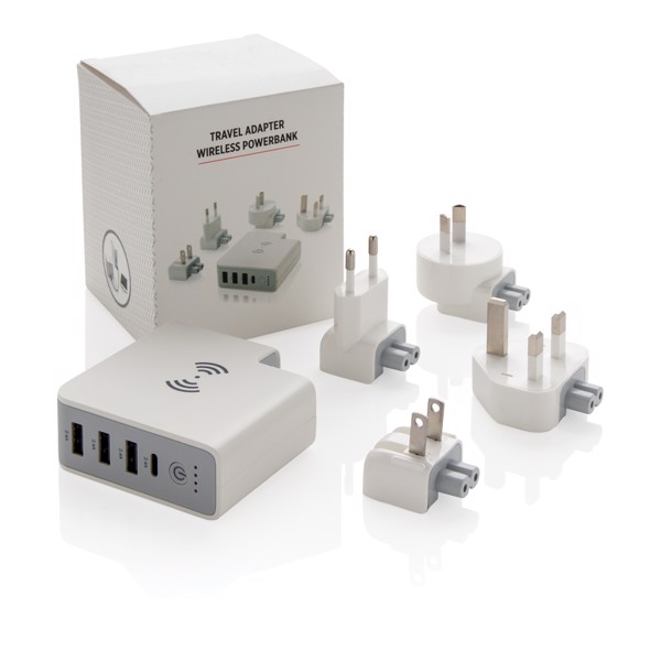 Travel adapter wireless powerbank