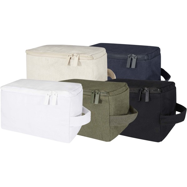 Pack 500 g/m² Aware™ recycled toiletry organiser - White