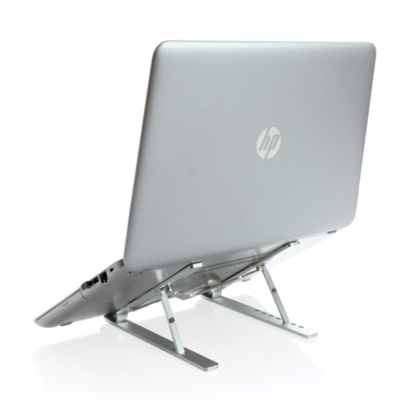 Foldable laptop stand