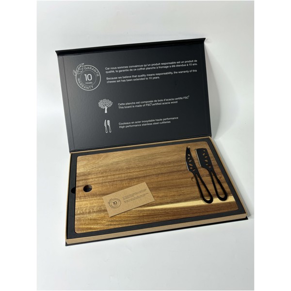 SCX.design K06 cheese board and knives set
