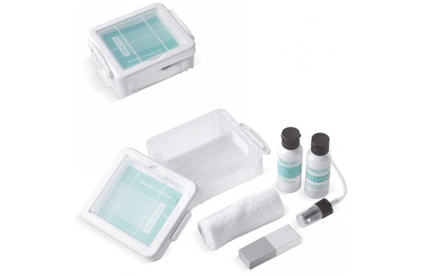 Sneaker cleaning set