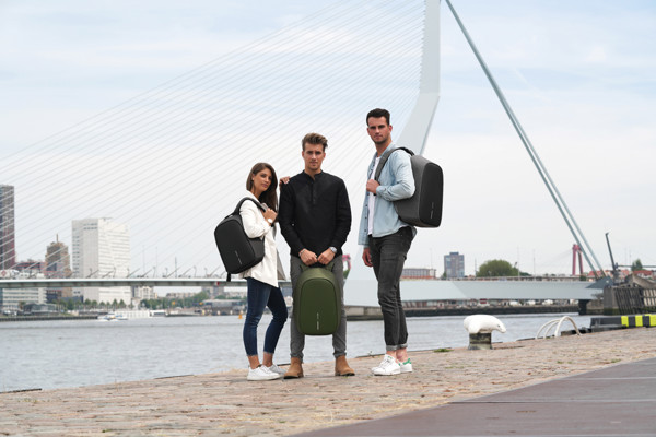 Bobby Hero Small, Anti-theft backpack - Anthracite / Grey