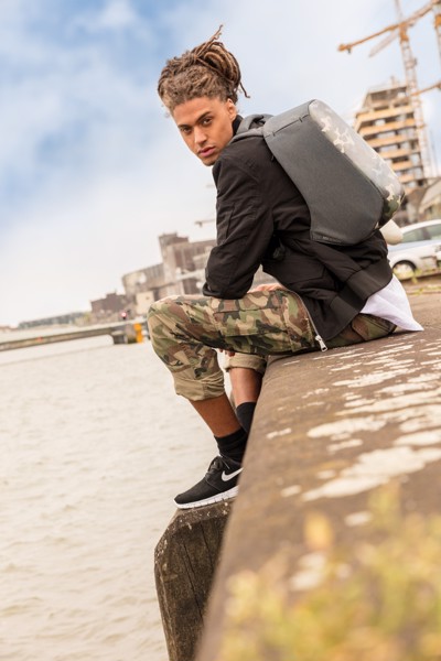 Bobby Compact anti-theft backpack - Green / Grey