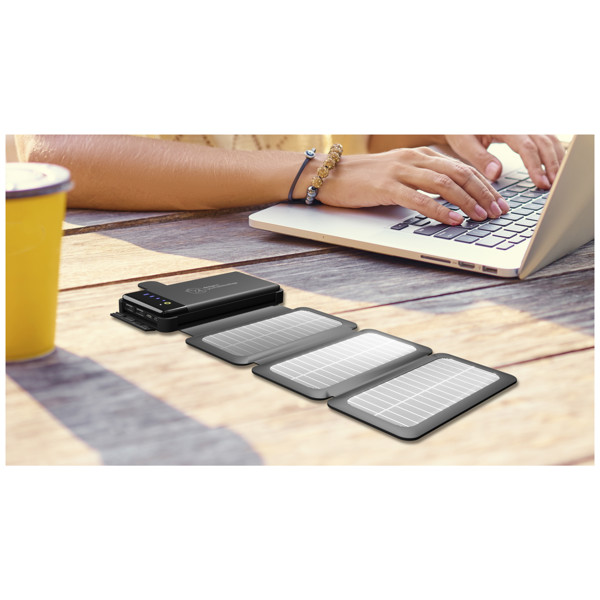 SCX.design P31 8000 mAh solar wireless charging power bank