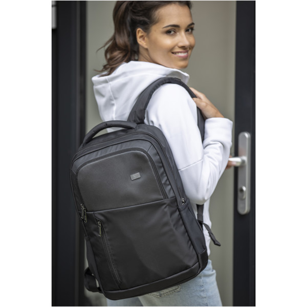 Case Logic Propel 15.6\" laptop backpack 20L