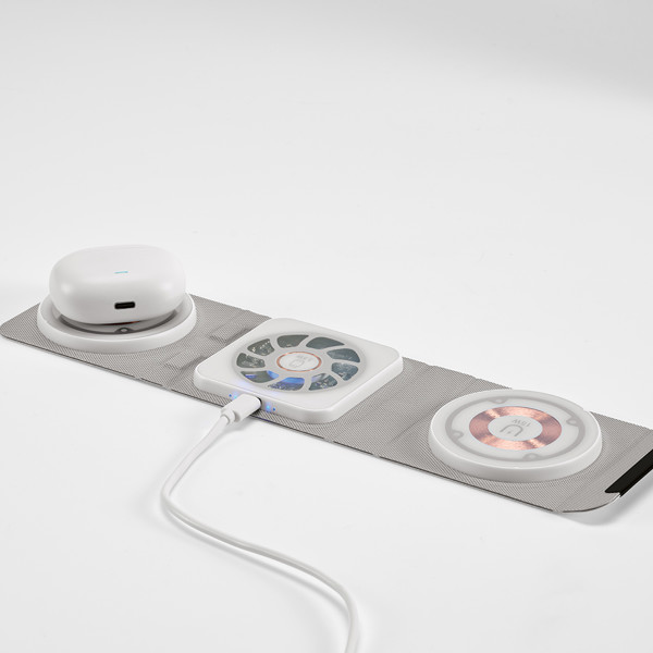 Linnaeus Wireless Charger - White