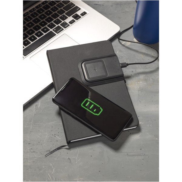 Cation notebook with wireless charging pad