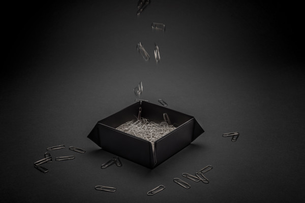 Swiss Peak RCS recycled PU foldable magnetic storage tray