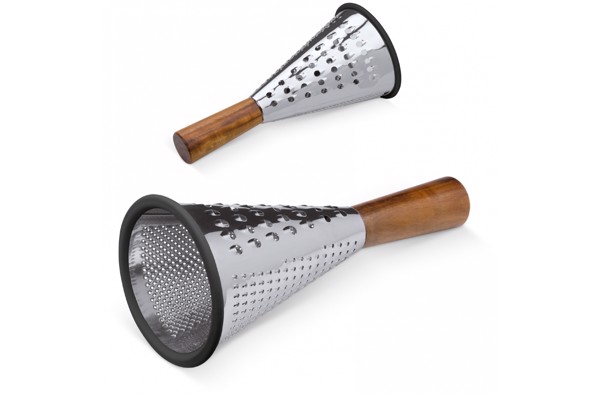 Grater with wooden handle
