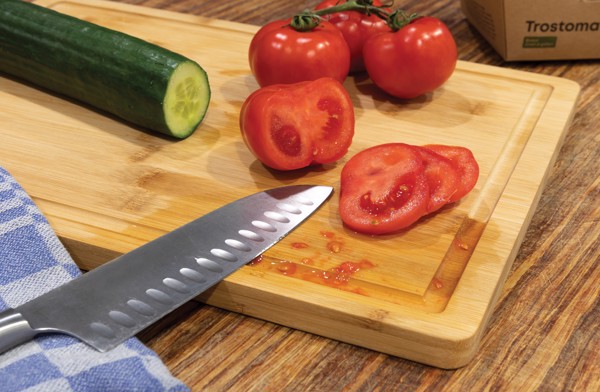 Ukiyo bamboo cutting board