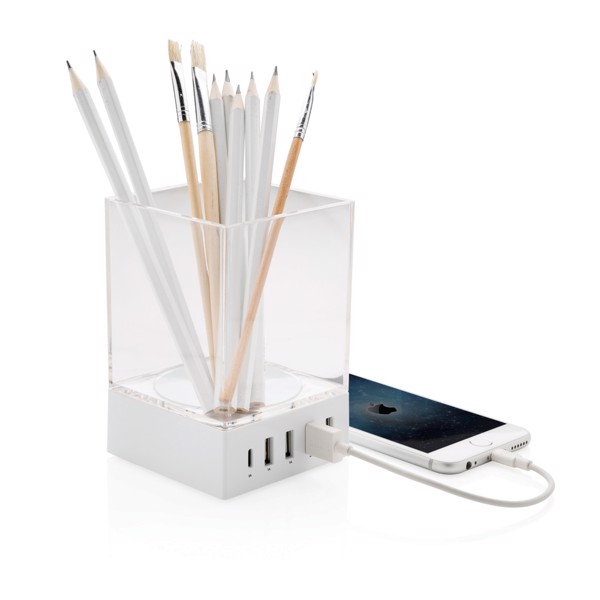 Pen holder USB charger