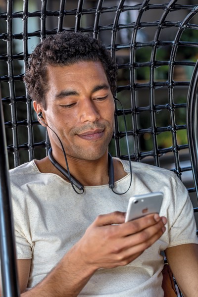 Swiss Peak bass earbuds